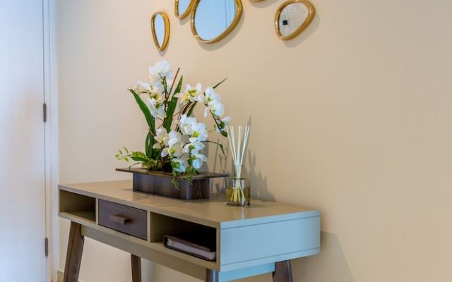 Faraway Homes - Marina Heights