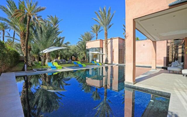 Villa de Luxe 5 suites à la palmeraie