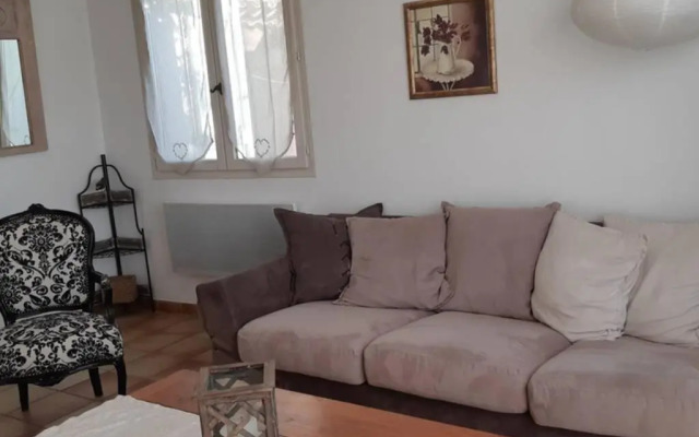 Appartement spacieux et chaleureux à Grasse