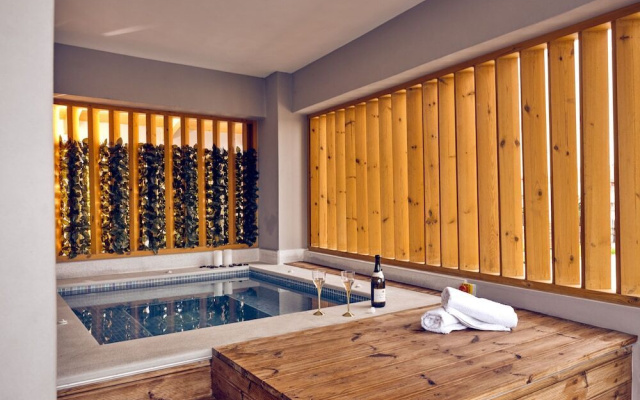 Savvas Aparthotel - Laganas