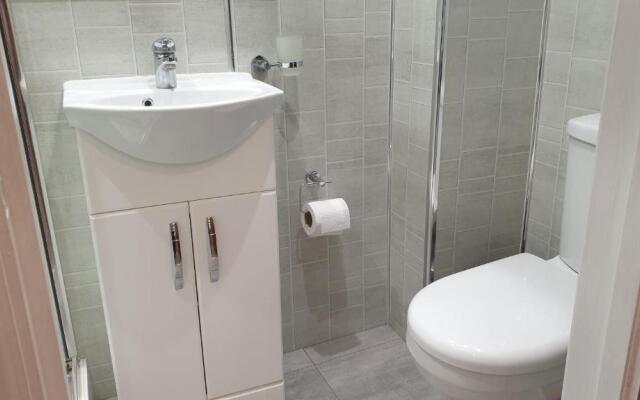 Bracknell Small Studio