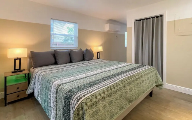 TriLuxe Inn & Studios