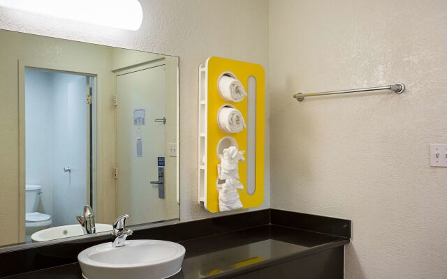 Motel 6 Wenatchee, WA