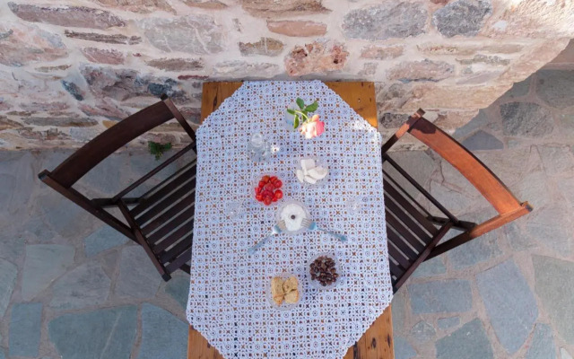 Traditional Cretan House Lithostrati Karidi Village