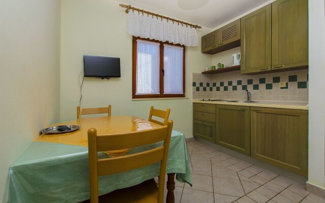 Apartments Toni Sea view