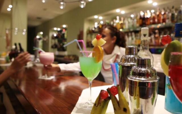 Hotel Las Olas