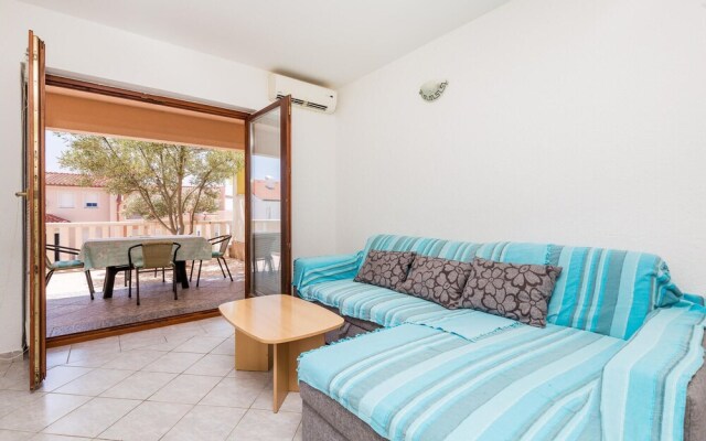 Beautiful Apartment in Vidalici With Wifi and 1 Bedrooms