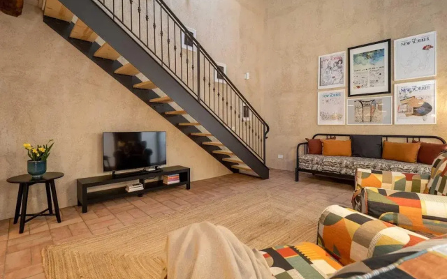 Green Lodge - Apartment 11 - 1BR 1 Bath