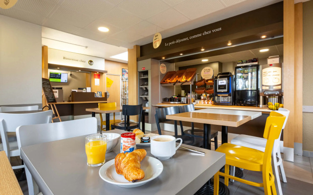 B&B Hotel Chartres Le Coudray