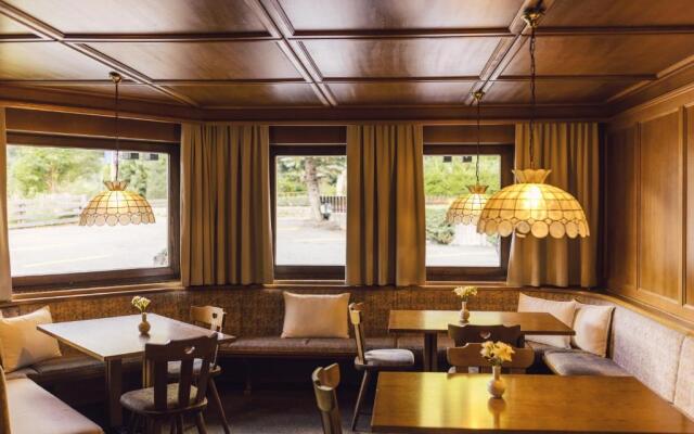 Hotel Auren