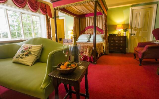 Worthenbury Manor
