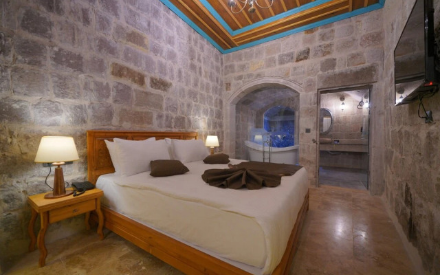 Cappadocia Secret Hill Cave Suites