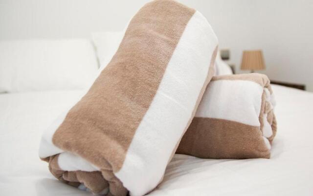 Luxury 1 Bedroom Apartment Next To The Casino