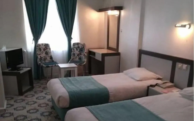 Hotel Ab-i Hayat