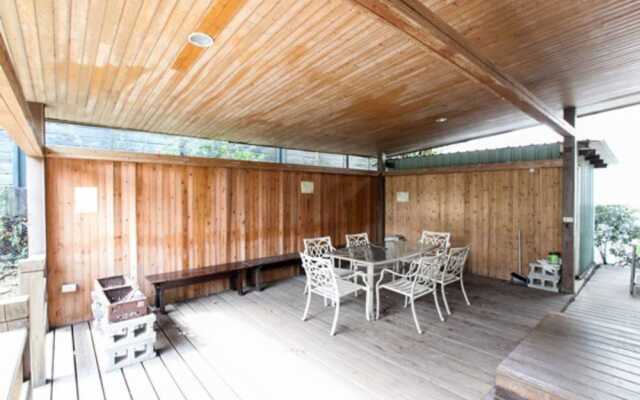 Celebrity Villa