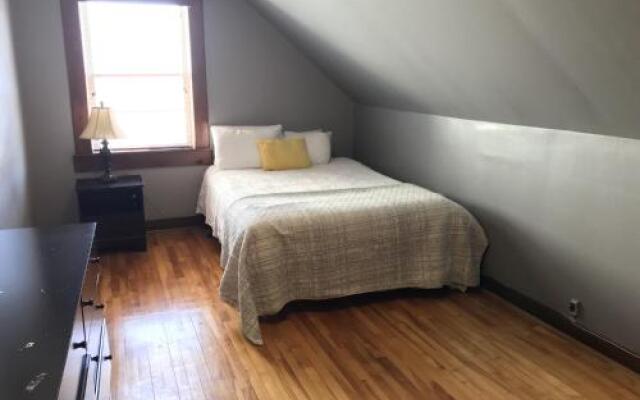 Leaside Executive Apartments