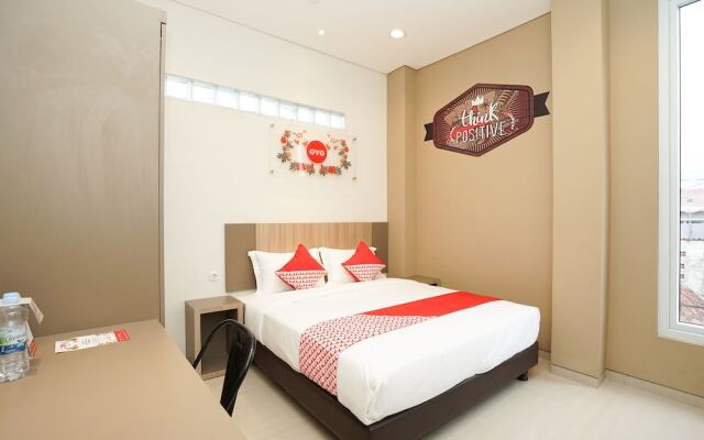 Super OYO Capital O 614 Graha 8 Syariah