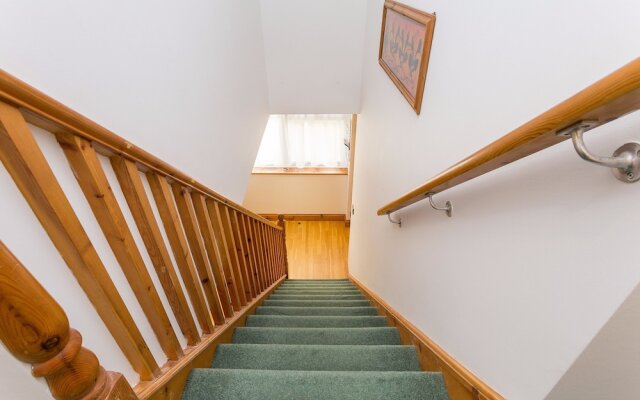 Spacious 4 Bedroom Home in East London