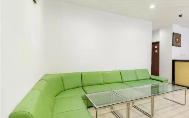 Metro House