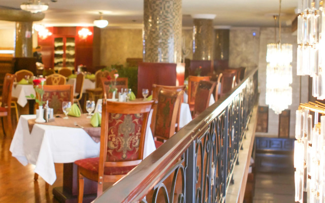 Jupiter International Hotel Cazanchis