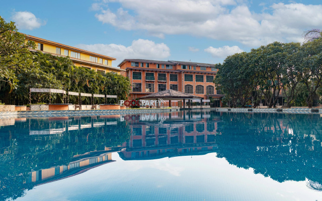 Discover Resorts