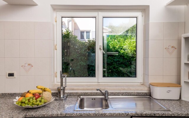 Amazing Home in Matulji With 5 Bedrooms, Jacuzzi and Wifi