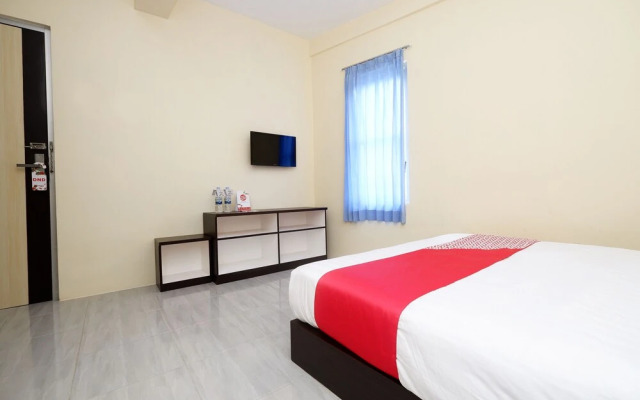 Harmonis by OYO Rooms