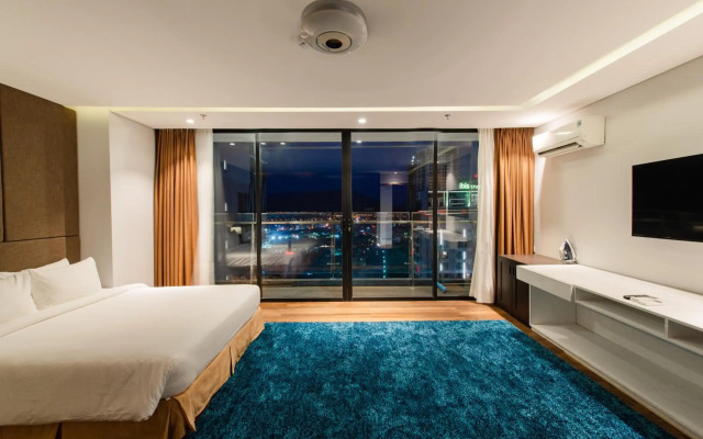 Maple Hotel & Apartment