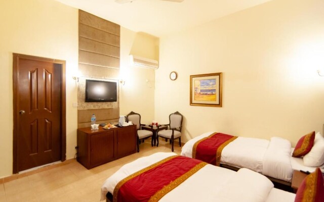 Shelton Guest House