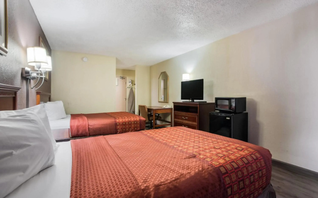 Americas Best Value Inn Tulsa at I-44