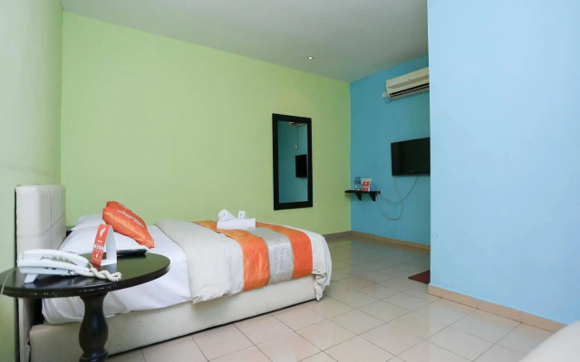 OYO Rooms Jalan Danga Sutera