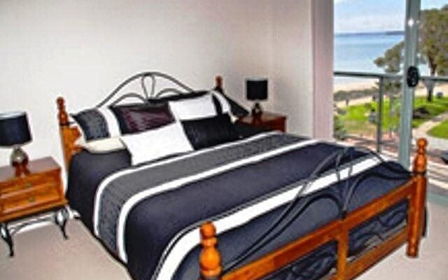 Boardwalk By The Beach Holiday Rental