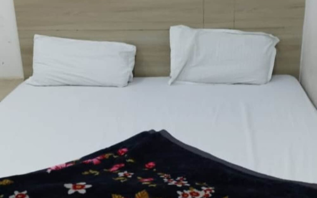 Astha Homestay & Guest House