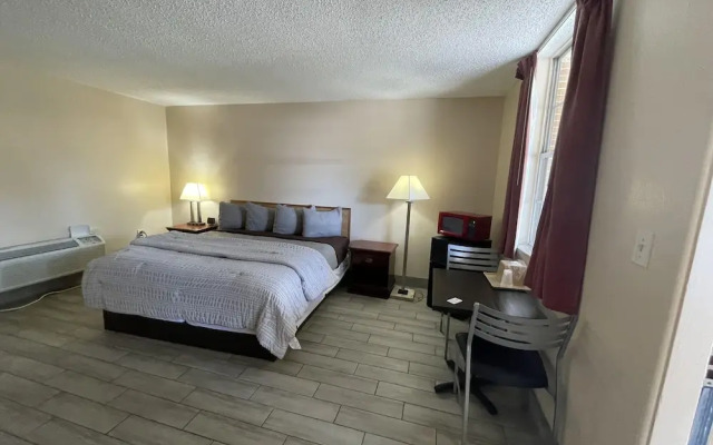 Castillo Inn