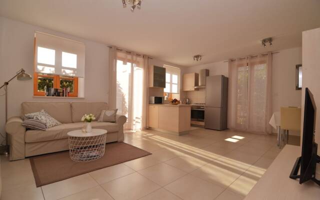 Apartment Wishing Well