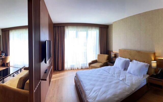 Ayvaz Park Hotel