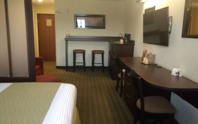 Microtel Inn & Suites by Wyndham Toluca