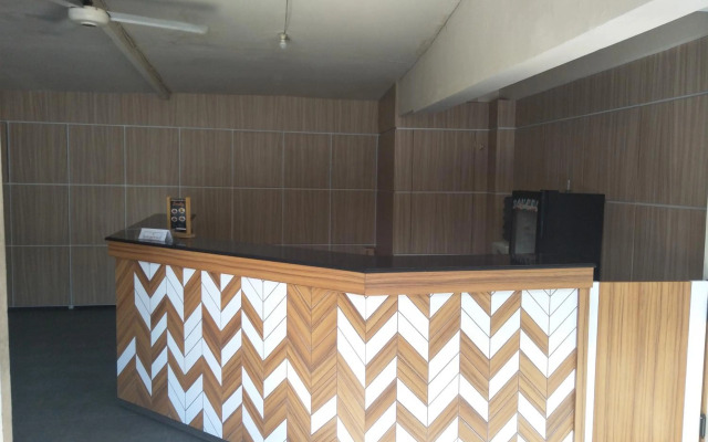 Hotel GRAND ROSELA Yogyakarta