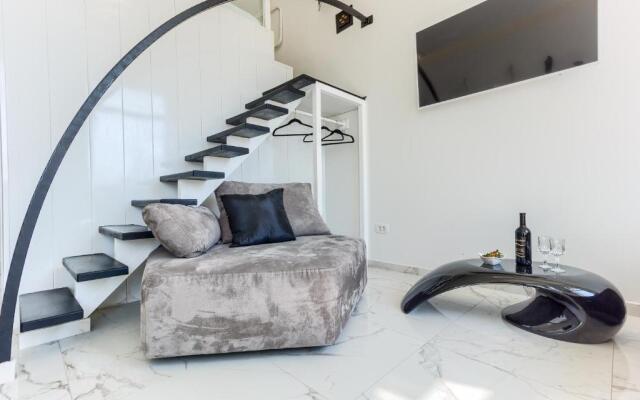 Palace Porta Argentea luxury apartment