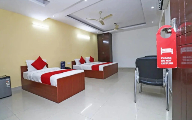 Kehar Palace by OYO Rooms