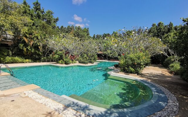 Tachawan Resort & Restaurant