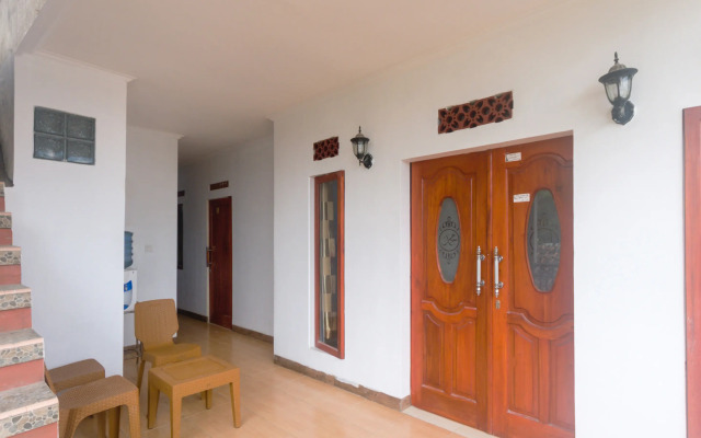 OYO 2938 Penginapan Bumi Ahsan 102 Syariah