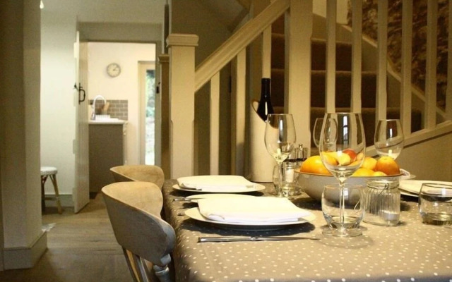 Claypot Cottage, Cirencester