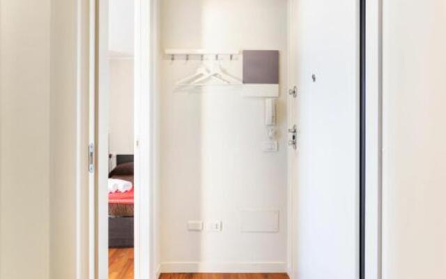 Rodrigo Lake Side Suite