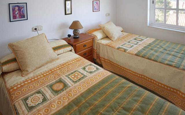 101512 House In Carnota