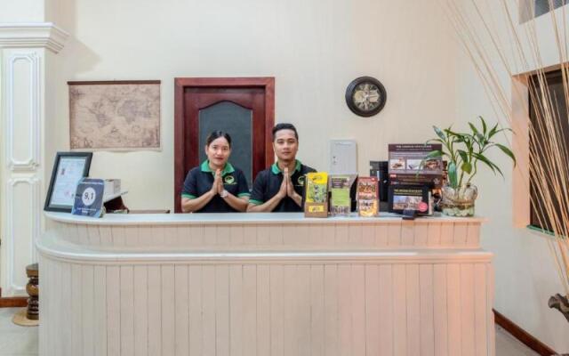 Lemongrass & Ginger Hotel