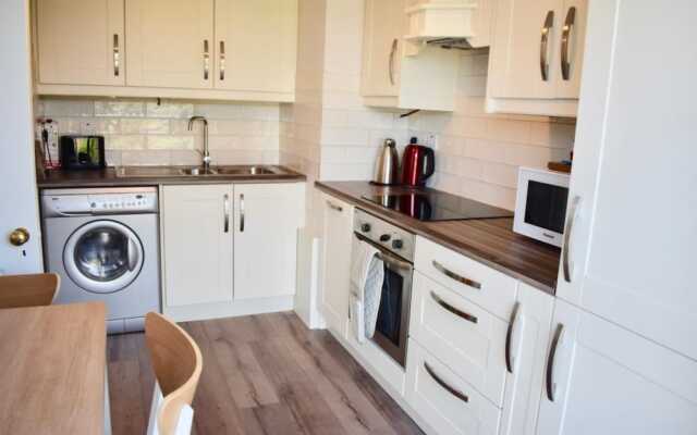 Modern & Renovated 2 Bedroom Flat in Rathmines