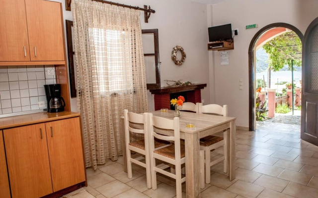 Eleana Apartments And Studios