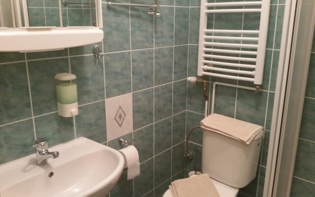 Pension U DRAKA ***