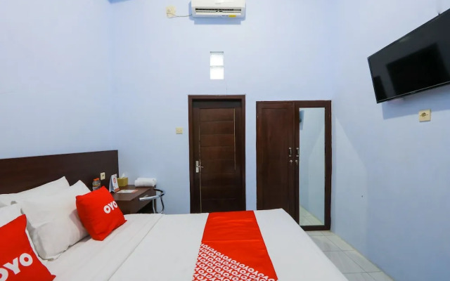 OYO 2453 Artha Graha Vip